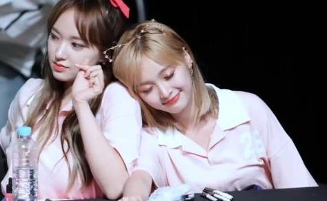 吴宣仪行李箱丢失，愚人节被私生饭偷走粉丝细心叮嘱