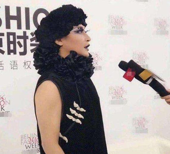 陈志朋否认抑郁症是怎么回事，自爆正在和肚腩斗争