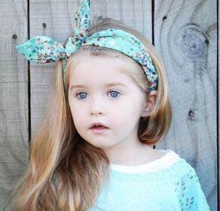 小女孩怎样扎头发才可爱，18款给女儿扎头发图片