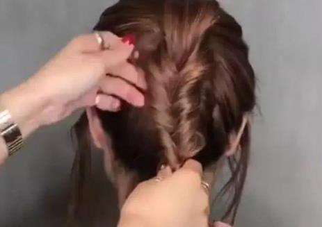 6款小女孩学生头发型短发，小学生头发怎么扎好看