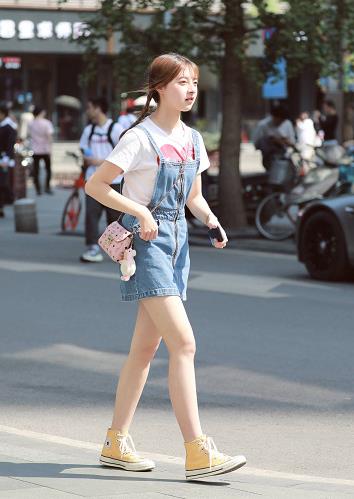 贵的衣服和便宜的衣服差很多吗，网友我差的是钱