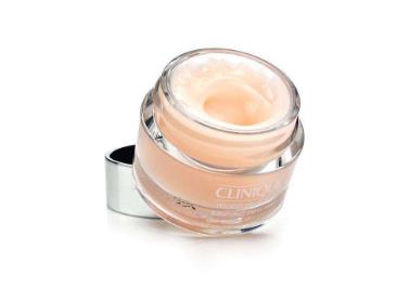 什么护肤品补水效果好:深度补水的护肤品十大排行榜 什么护肤品补水效果好:深度补水的护肤品十大排行榜