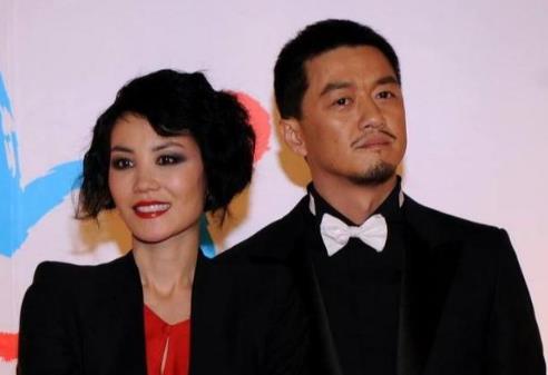 李亚鹏新女友被曝身价超百亿,据说和王菲有些相似 李亚鹏新女友被曝身价超百亿,据说和王菲有些相似