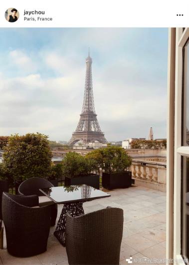 周杰伦频晒埃菲尔铁塔，网友猜测难道与新专辑有关