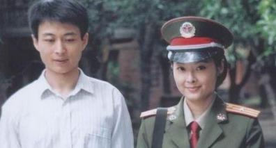 袁立宣布结婚,曾有两段婚姻现与小11岁诗人成家 袁立宣布结婚,曾有两段婚姻现与小11岁诗人成家