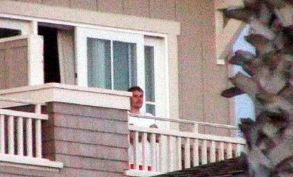 惊比伯房间遭闯入,36岁陌生女子已被警察逮捕 惊比伯房间遭闯入,36岁陌生女子已被警察逮捕