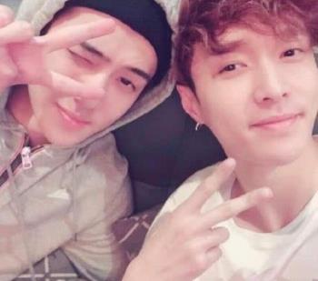 张艺兴删除吴世勋合照 被黑蹭热度故意炒作