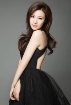 邬靖靖谎报年龄是真的吗:邬靖靖今年多大了