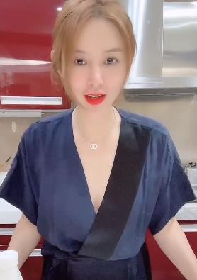 康作如是汪峰第几任妻子:康作如为什么和汪峰离婚