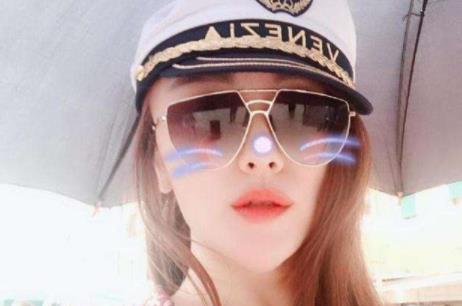 沈娜个人资料简介:沈腾姐姐沈娜近照曝光