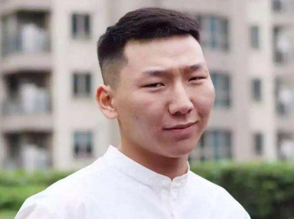 阿如那的媳妇是谁,阿如那多大