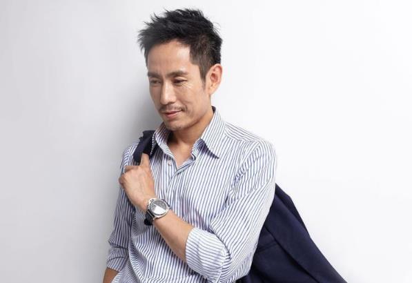 成泰燊的妻子是谁,成泰燊多高