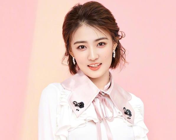 徐璐和谁谈过恋爱,徐璐身材比例 徐璐和谁谈过恋爱,徐璐身材比例