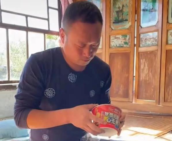 张同学为什么这么火,张同学是什么人