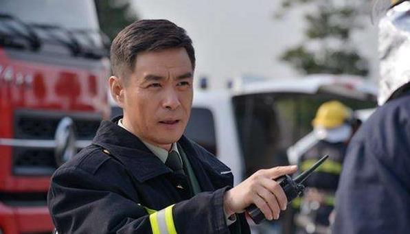 敖杨妻子是谁,敖杨生日