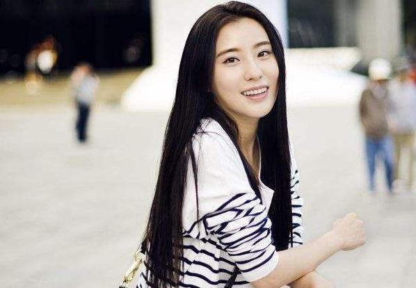 鲍天琦结婚了吗,鲍天琦是什么生肖 鲍天琦结婚了吗,鲍天琦是什么生肖