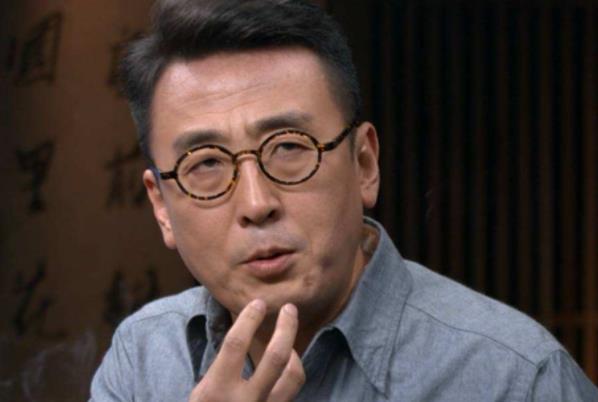 窦文涛的妻子是谁,窦文涛个人简介多高 窦文涛的妻子是谁,窦文涛个人简介多高