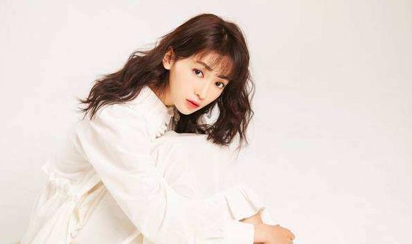 吴谨言跟谁在一起了,吴谨言身高体重多少斤