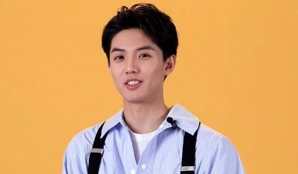 周峻纬的家境,周峻纬多大了