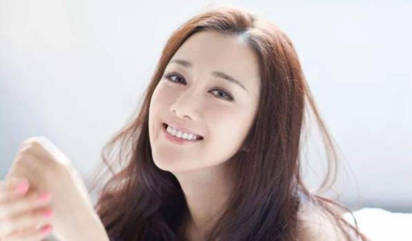 李依晓的丈夫是谁,李依晓身高多少