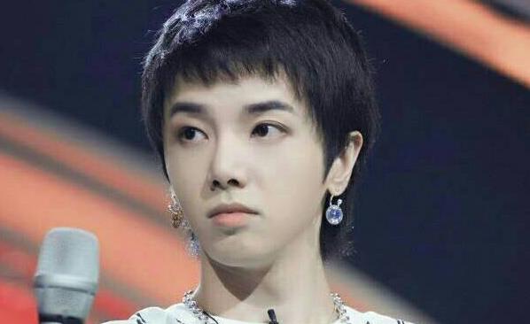 华晨宇富二代是真的吗,华晨宇私下是怎样的人