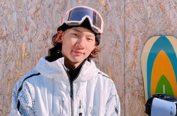 苏翊鸣家境如何,苏翊鸣现在多少岁 苏翊鸣家境如何,苏翊鸣现在多少岁