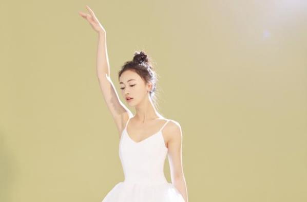 吴谨言舞蹈功底,吴谨言跳舞