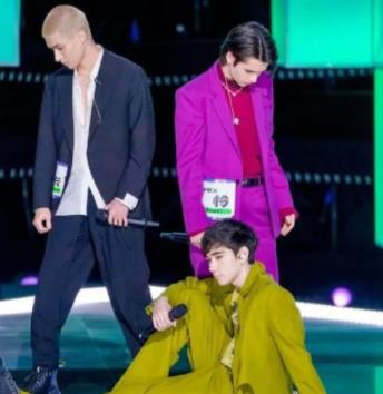 米卡为什么来中国发展，米卡庆怜和马的组合叫什么