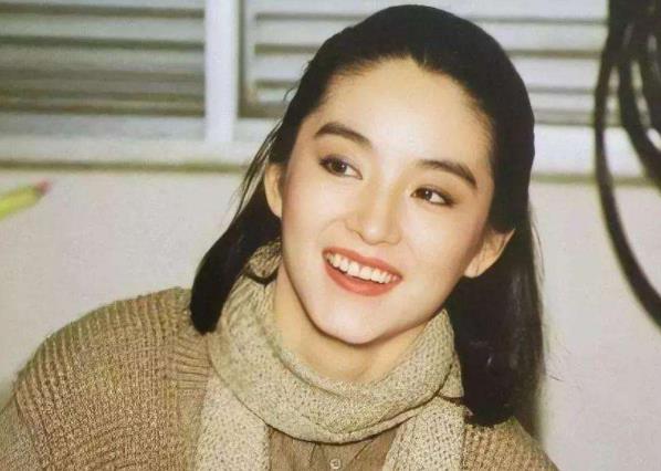 林青霞的老公是谁,林青霞多少岁了