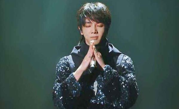 华晨宇为什么怕水,华晨宇唱的歌 华晨宇为什么怕水,华晨宇唱的歌