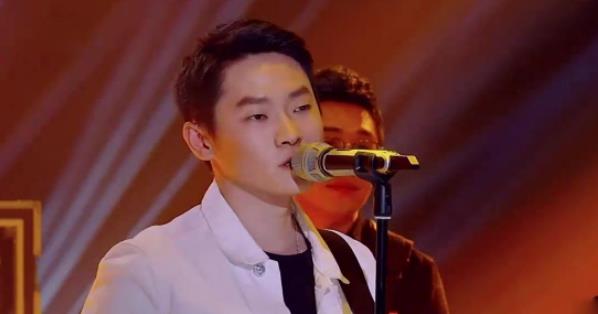 梁博家里很有钱吗,梁博哪里人