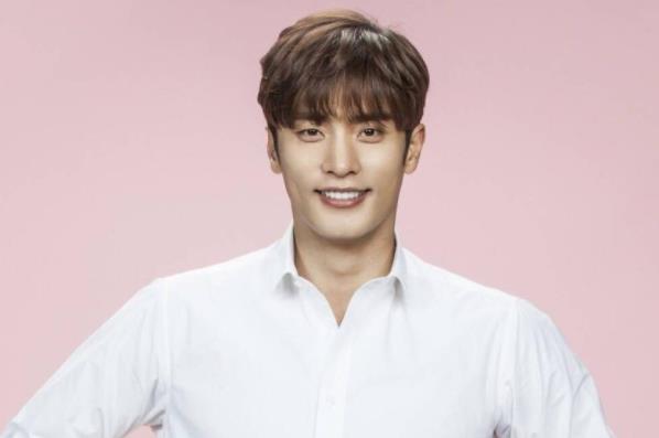 成勋为什么有空白期,成勋是模特吗 成勋为什么有空白期,成勋是模特吗