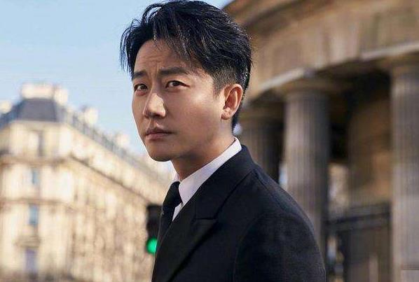 黄轩有女朋友吗,黄轩身高有多少