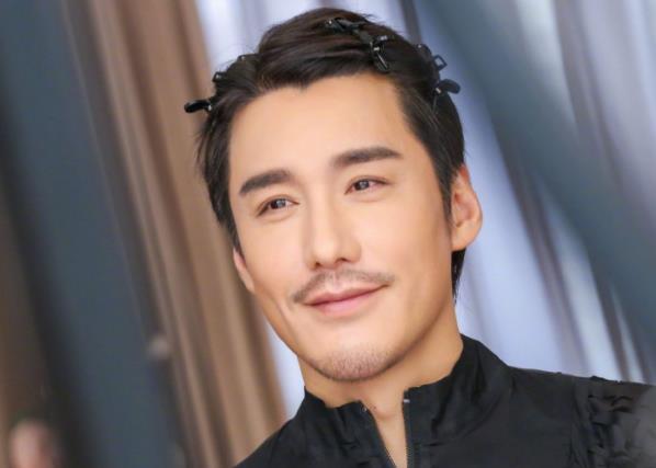 胡兵-胡兵个人资料及图片胡兵简介年龄身高八卦-小薇女性时尚