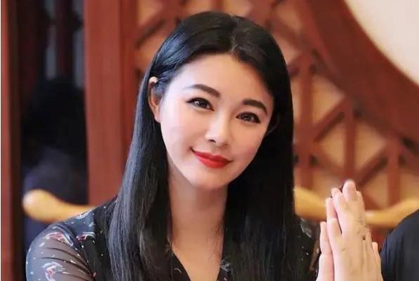 于娜为什么没消息了,于娜身高多少