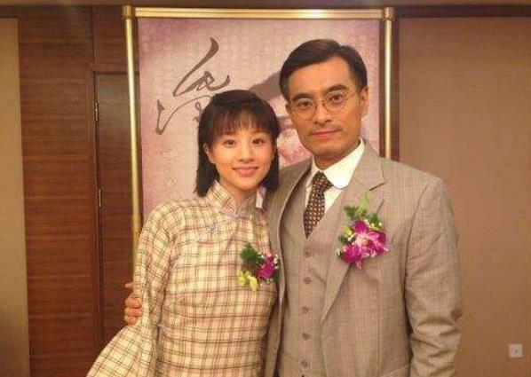 陈龙和老婆怎么认识,陈龙哪年出生