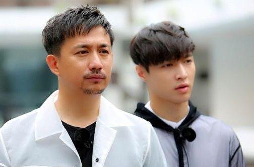 张艺兴黄磊是什么关系,黄磊模仿张艺兴是哪一期极限挑战 张艺兴黄磊是什么关系,黄磊模仿张艺兴是哪一期极限挑战