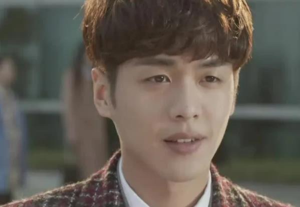 张若昀和老婆怎么相爱的,张若昀哪年出生的 张若昀和老婆怎么相爱的,张若昀哪年出生的