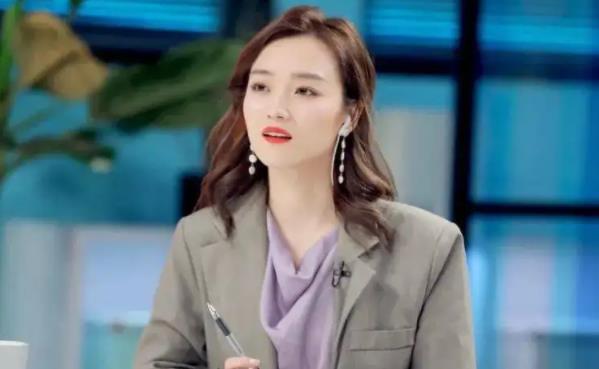 唐一菲是谁的老婆,唐一菲有多高