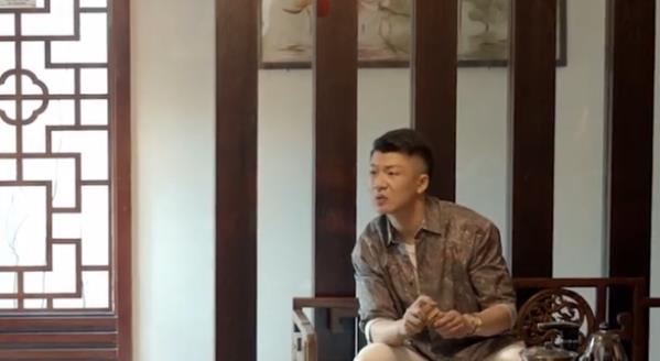 心居史老板堵小区门是哪一集,心居史老板是谁演的