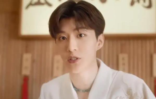 范丞丞到底有没有女朋友,范丞丞现在多大年龄 范丞丞到底有没有女朋友,范丞丞现在多大年龄