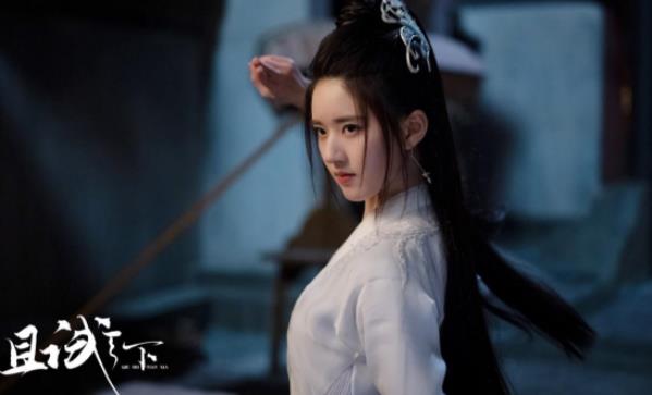 且试天下白风夕与风惜云到底是不是同一个人,且试天下里面白风夕扮演者