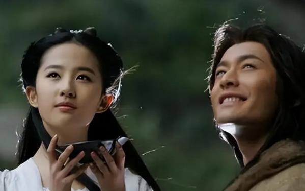 神雕侠侣中小龙女发生的结局,神雕侠侣中小龙女的师姐到底是谁 神雕侠侣中小龙女发生的结局,神雕侠侣中小龙女的师姐到底是谁