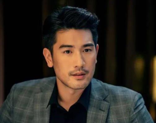 高以翔的身世及背景,高以翔是混血吗 高以翔的身世及背景,高以翔是混血吗