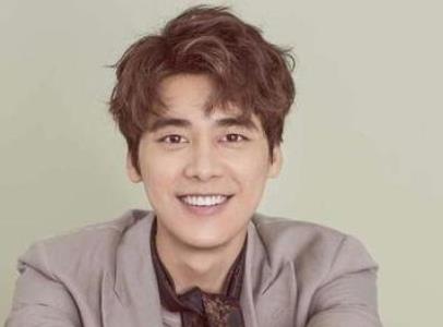 李易峰最近怎么不火了，李易峰是哪家公司旗下的艺人