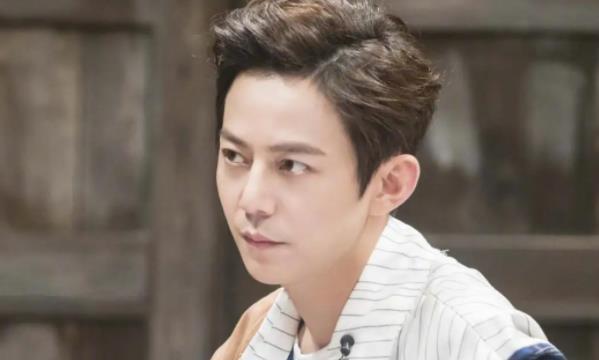 何炅到底和谁结婚了,何炅可能是哪里人 何炅到底和谁结婚了,何炅可能是哪里人