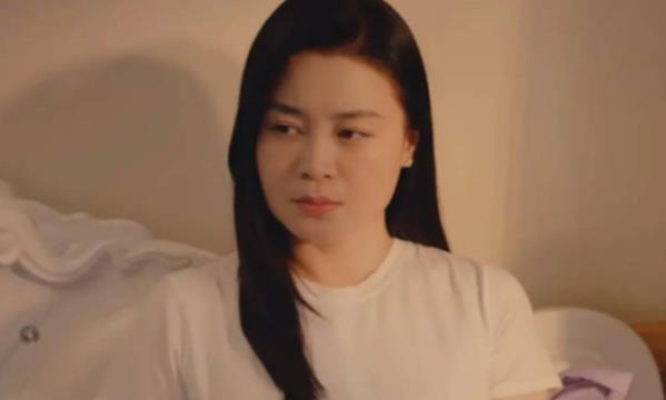 关婷娜到底跟谁是一家的,关婷娜现在多大啦