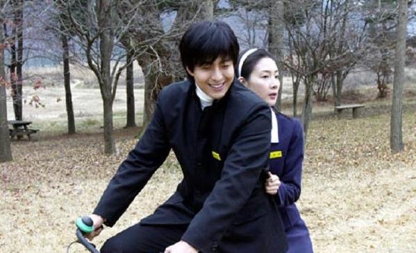 蓝色生死恋发生的大结局剧情,蓝色生死恋大结局之中女主和谁结婚了