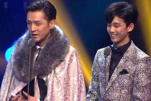 胡歌吴磊是什么关系，胡歌吴磊颁奖典礼是哪个节目