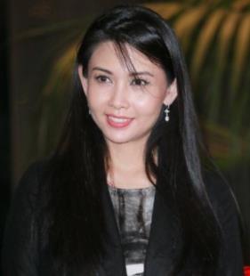 演员沈月和邱淑贞是什么关系,邱淑贞现在多少岁啊 演员沈月和邱淑贞是什么关系,邱淑贞现在多少岁啊